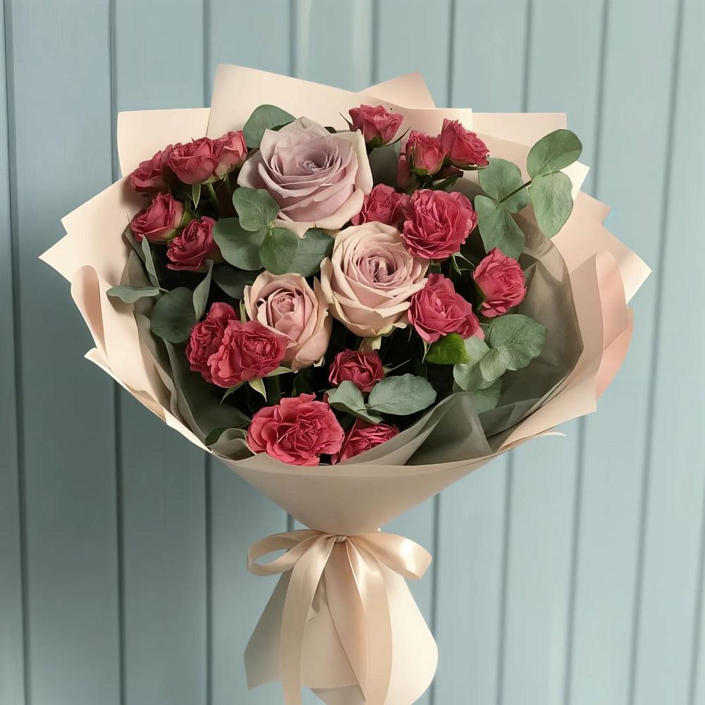 Букет цветов из: Гвоздики и Розы в Уптар