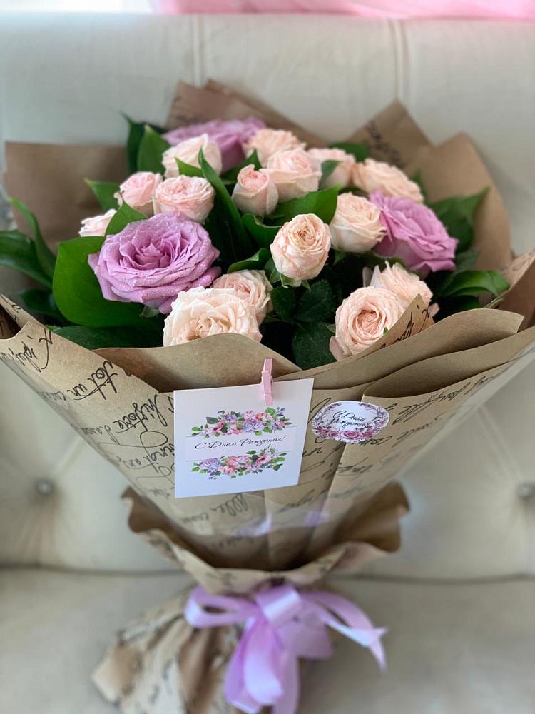 Букет цветов из: Розы в Уптар