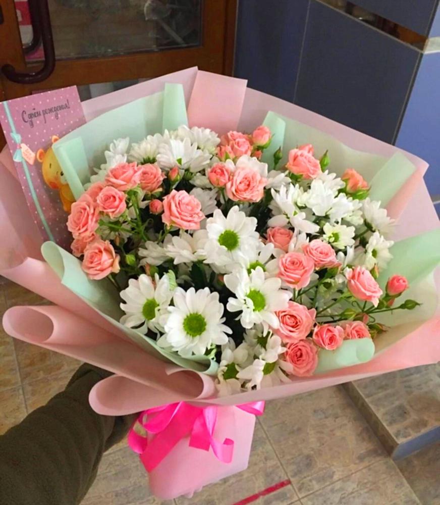 Букет цветов из: Розы и Хризантемы в Уптар