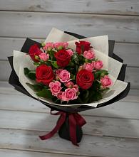 Букет цветов из:  Розы #REPLACE_PRED# Уптар