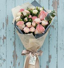 Букет цветов из:  Розы в Уптар