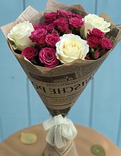 Букет цветов из:  Розы в Уптар