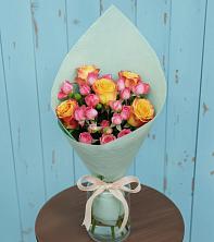 Букет цветов из:  Розы в Уптар