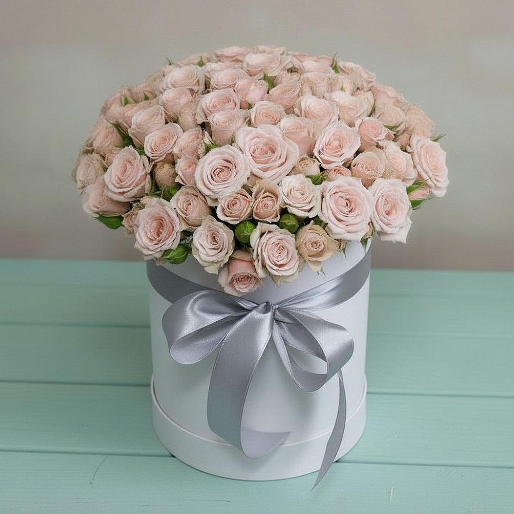 Цветочная композиция из Розы в шляпной коробке в Уптар